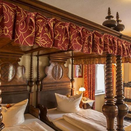 Alte Thorschenke Hotel Cochem Bagian luar foto